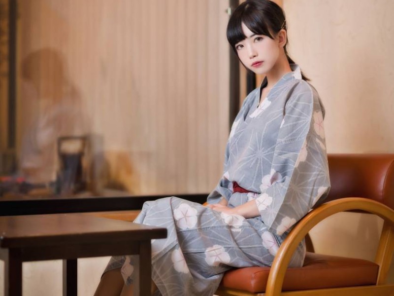 水淼aqua的《温泉和服》：日式温柔的氛围感炸裂了！