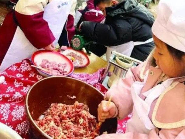 别在孩子身上乱玩辛者库的梗 什么是辛者库