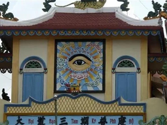 世界上最“全能”的寺庙：供奉着全世界的神佛和圣人