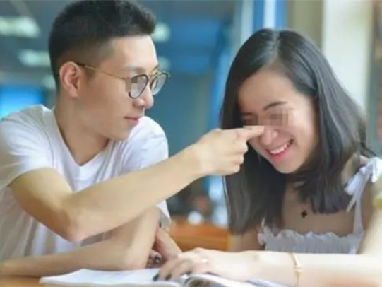 男子离婚后强奸前妻 法院：构成强奸罪 妻子当庭反悔：复婚