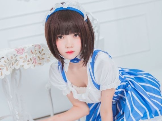 桜桃喵《加藤惠_妹抖》—可爱、甜美与俏皮的完美结合