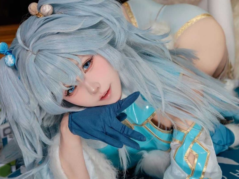 咬一口兔娘ovo_妙手回春-芙洛伦：化身魔法少女的医术与魅力