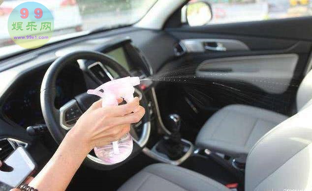 车里喷酒精消毒安全吗?用酒精给汽车消毒的正确方法 第1张 车里喷酒精消毒安全吗?用酒精给汽车消毒的正确方法 第1张
