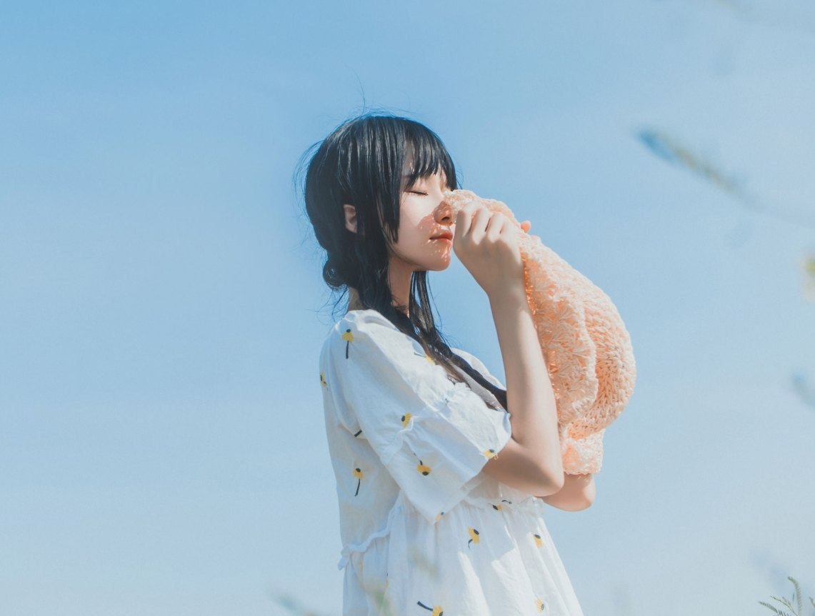 桜桃喵《田野》:春风与阳光下的悠然时光 第1张 桜桃喵《田野》:春风与阳光下的悠然时光 第1张