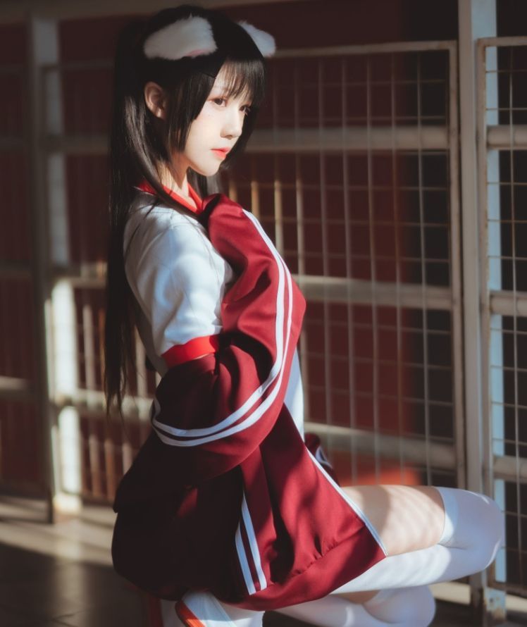 桜桃喵《红色体操服》——青春与活力的完美呈现 第3张 桜桃喵《红色体操服》——青春与活力的完美呈现 第3张