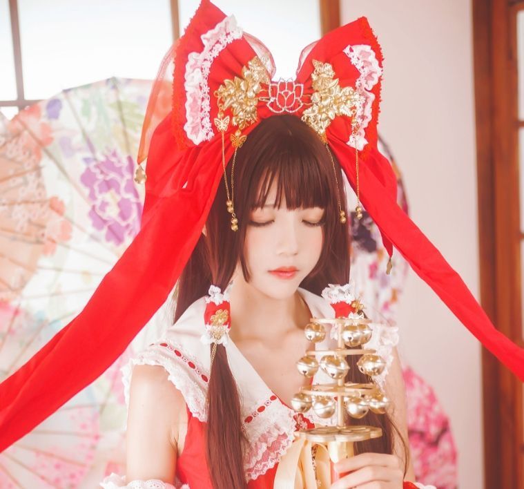桜桃喵《灵梦 新年快乐》:挥舞新年的祝福 第2张 桜桃喵《灵梦 新年快乐》:挥舞新年的祝福 第2张