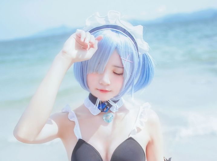 桜桃喵《蕾姆COS》:从可爱到迷人的完美呈现 第2张 桜桃喵《蕾姆COS》:从可爱到迷人的完美呈现 第2张