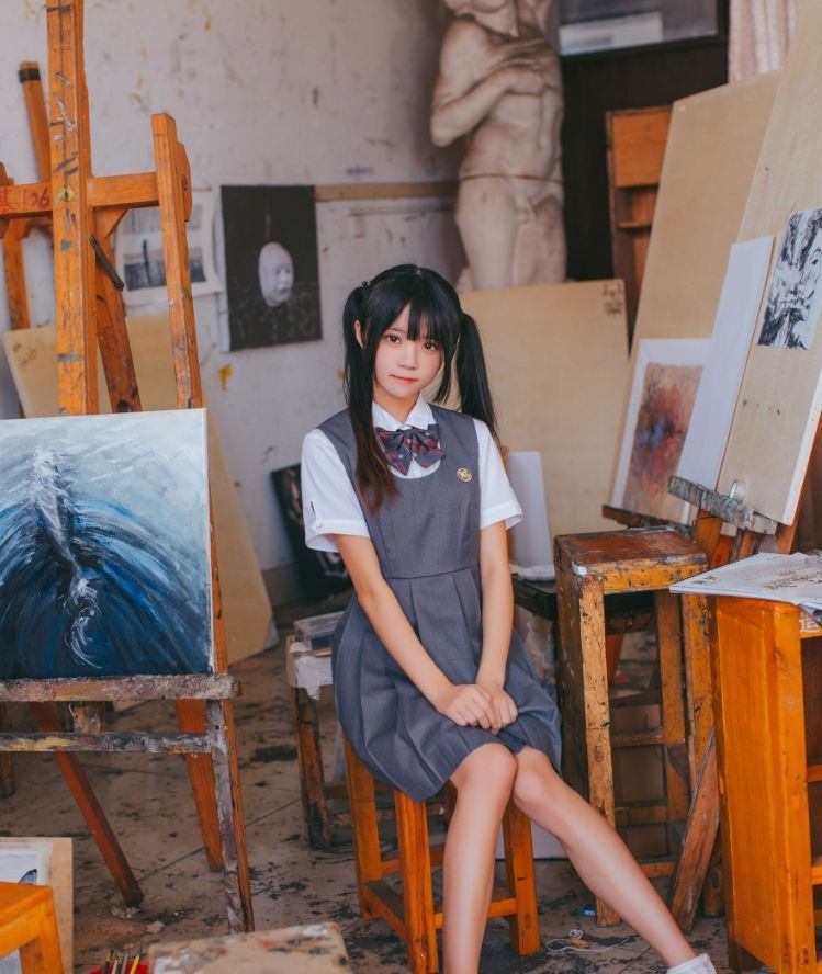 桜桃喵《画室少女》——青春画室中的艺术瞬间 第3张 桜桃喵《画室少女》——青春画室中的艺术瞬间 第3张